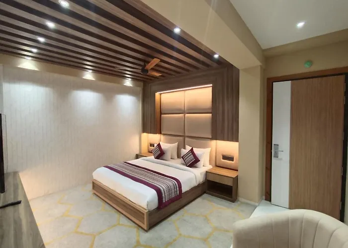 The Sm Hotel