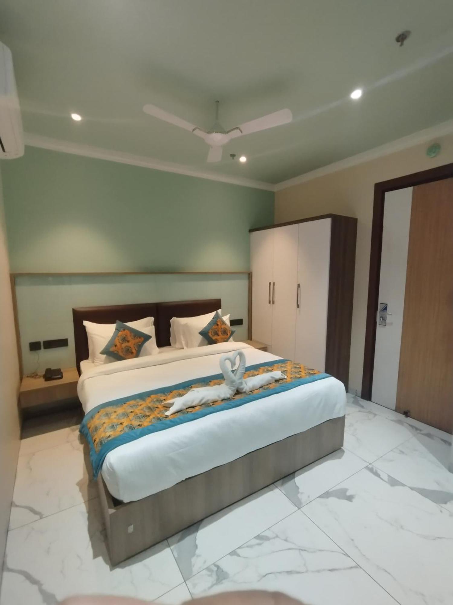 The Sm 3* New Delhi